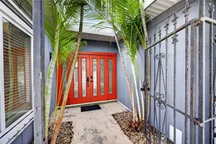 182 Beeney Rd SE, Port Charlotte, FL 33952 - Photo 4