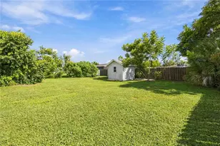 123 Virginia Ct, Englewood, FL 34223 - Photo 34