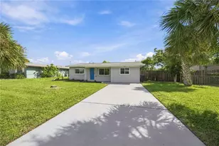 123 Virginia Ct, Englewood, FL 34223 - Photo 2