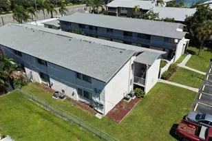 2920 Clark Rd, Sarasota, FL 34231 - Photo 32
