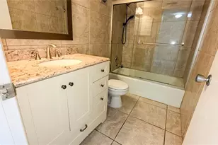 2920 Clark Rd, Sarasota, FL 34231 - Photo 14