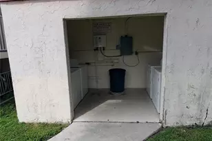 2920 Clark Rd, Sarasota, FL 34231 - Photo 26
