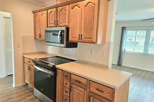 582 Azalea Dr NW, Port Charlotte, FL 33952 - Photo 6