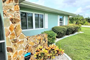 582 Azalea Dr NW, Port Charlotte, FL 33952 - Photo 32