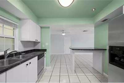 22191 New Rochelle Avenue, Port Charlotte, FL 33952 - Photo 14