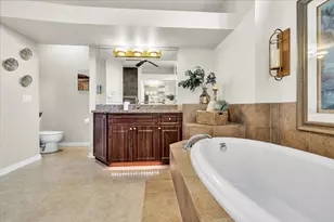 9685 Arnaz Cir, Port Charlotte, FL 33981 - Photo 28