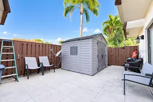 5214 Cedarbend Dr, Fort Myers, FL 33919 - Photo 18