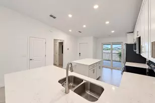 17475 Opal Sand Dr, Venice, FL 34293 - Photo 4