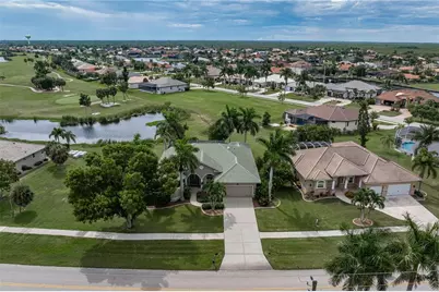 425 Madrid Boulevard, Punta Gorda, FL 33950 - Photo 2
