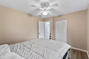 8130 Pickwick Rd, North Port, FL 34287 - Photo 16