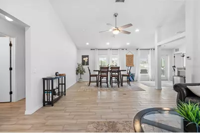 11105 3rd Avenue E, Bradenton, FL 34212 - Photo 8