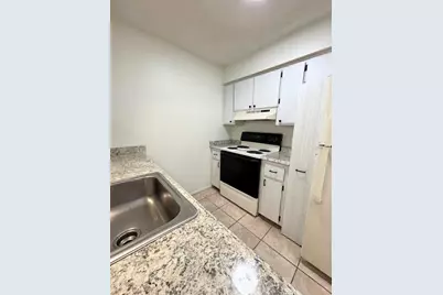 190 E Olmstead Drive #F32, Titusville, FL 32780 - Photo 6