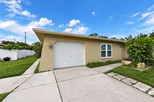 902 W Shannon Ct, Venice, FL 34293 - Photo 1