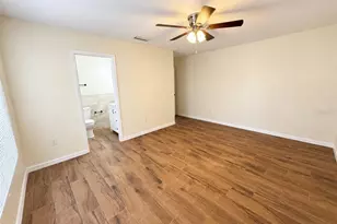 902 W Shannon Ct, Venice, FL 34293 - Photo 18