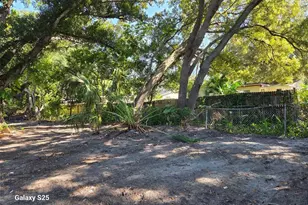 4044 S Mark Dr, Sarasota, FL 34232 - Photo 2