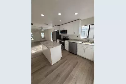 1202 E Osborne Avenue, Tampa, FL 33603 - Photo 8
