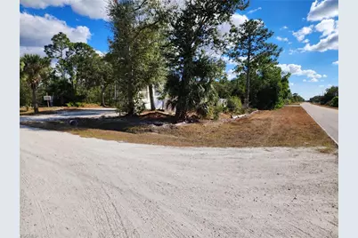 27029 Sumatra Drive, Punta Gorda, FL 33955 - Photo 4