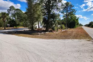 27029 Sumatra Dr, Punta Gorda, FL 33955 - Photo 4