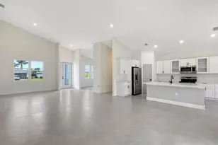 8181 Tecumseh Cir, Port Charlotte, FL 33981 - Photo 6