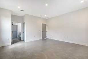 8181 Tecumseh Cir, Port Charlotte, FL 33981 - Photo 12