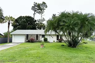 2274 Lakeshore Cir, Port Charlotte, FL 33952 - Photo 2