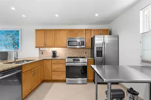 600 Sutton Pl, Longboat Key, FL 34228 - Photo 10
