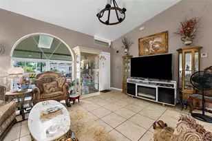 620 Burke Rd, Venice, FL 34293 - Photo 8