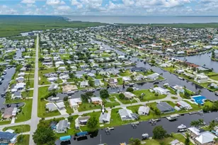 720 Dania Ct, Punta Gorda, FL 33950 - Photo 2