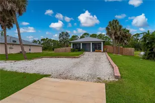 1027 Campbell St, Port Charlotte, FL 33953 - Photo 2