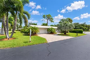 1 Oakwood Dr N, Englewood, FL 34223 - Photo 6