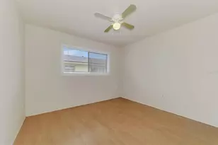 360 Base Ave E, Venice, FL 34285 - Photo 24