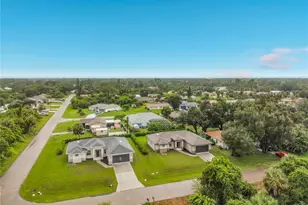 18467 Morrisson Ave, Port Charlotte, FL 33948 - Photo 46