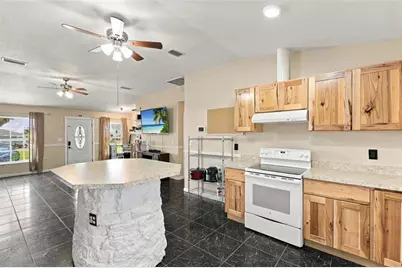 470 Ridgecrest Drive, Punta Gorda, FL 33982 - Photo 10