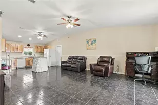 470 Ridgecrest Dr, Punta Gorda, FL 33982 - Photo 4