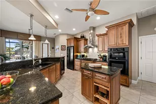 48 Colony Point Dr, Punta Gorda, FL 33950 - Photo 4