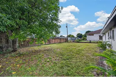 1629 Pawnee Street, Fort Myers, FL 33916 - Photo 30