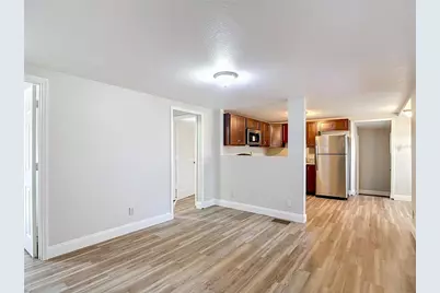8618 20th Street, Tampa, FL 33619 - Photo 12
