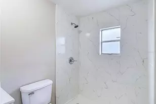 8618 20th St, Tampa, FL 33619 - Photo 38