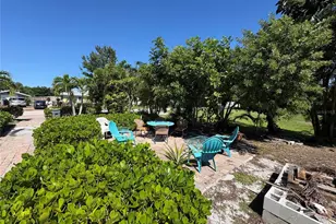 108 Sunrise Dr, Nokomis, FL 34275 - Photo 10