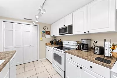 2247 Rio De Janeiro Avenue, Punta Gorda, FL 33983 - Photo 30
