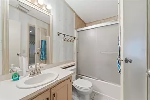 576 Portside Dr, North Port, FL 34287 - Photo 14
