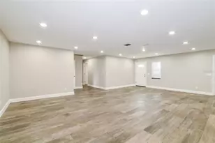 10422 Jane Eyre Dr, Orlando, FL 32825 - Photo 4