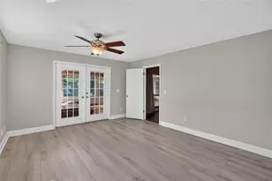 3122 Reseda Ct, Tampa, FL 33618 - Photo 22