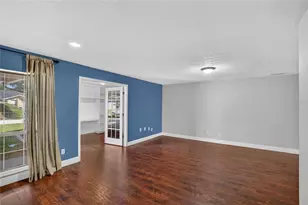 3122 Reseda Ct, Tampa, FL 33618 - Photo 8