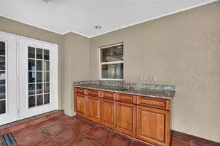 3122 Reseda Ct, Tampa, FL 33618 - Photo 48