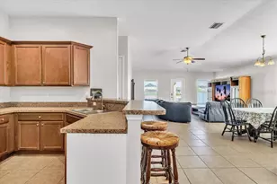 10912 Kirkwall Port Dr, Wimauma, FL 33598 - Photo 12
