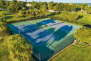5202 Beach Dr SE, Saint Petersburg, FL 33705 - Photo 60