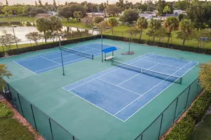 5202 Beach Dr SE, Saint Petersburg, FL 33705 - Photo 48