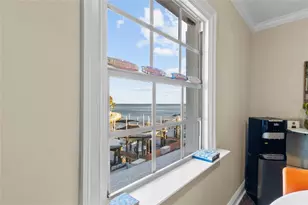 5202 Beach Dr SE, Saint Petersburg, FL 33705 - Photo 14
