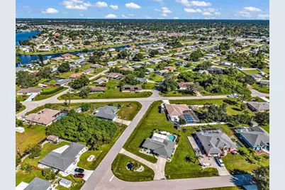 574 Azalea Avenue NW, Port Charlotte, FL 33952 - Photo 48